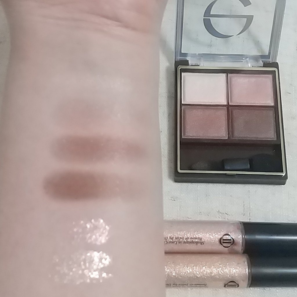 スキニーリッチシャドウ/excel/アイシャドウパレットを使ったクチコミ（2枚目）