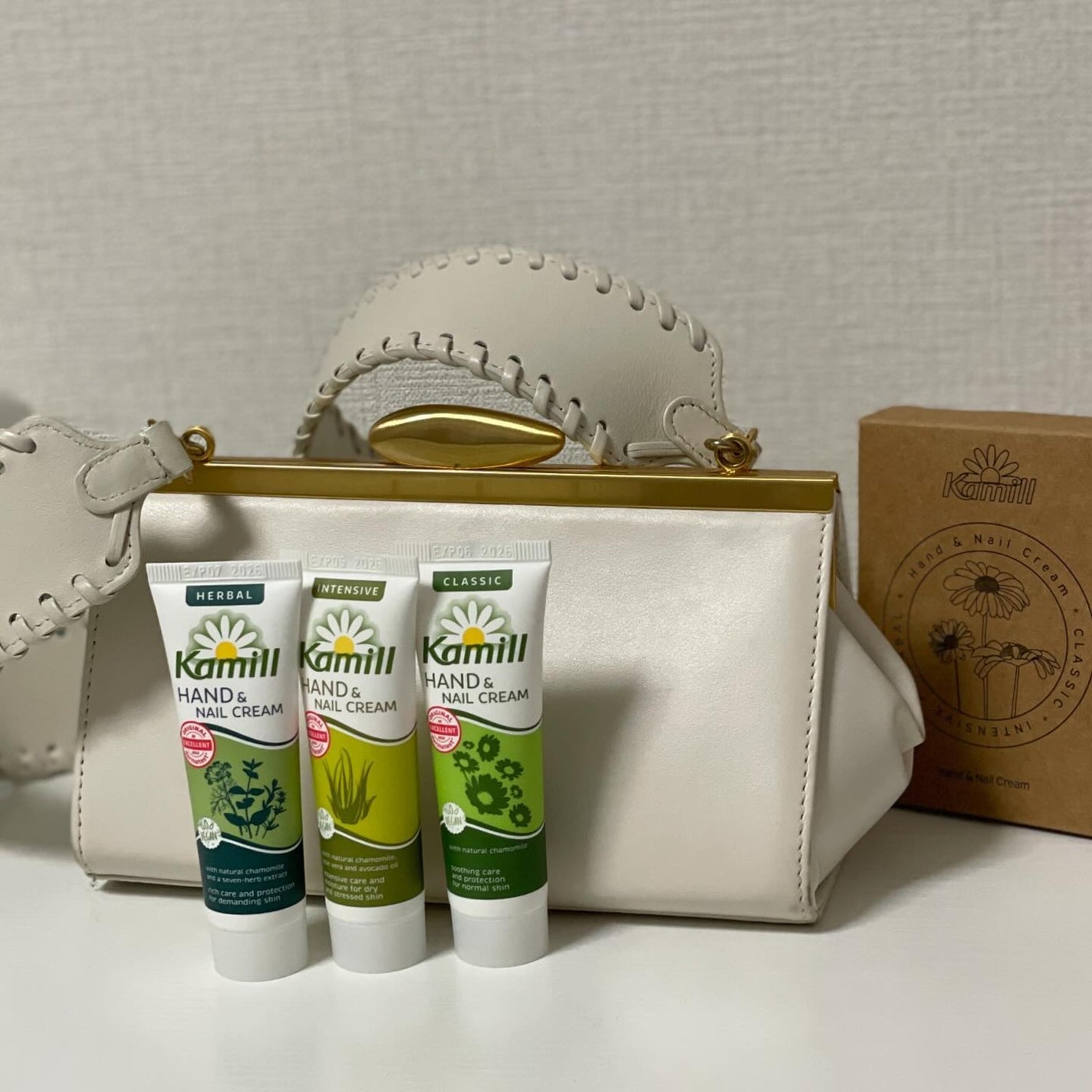 ハンド&ネイルクリームミニ 企画セット30ml*3/カミール/その他キットセットを使ったクチコミ(3枚目)