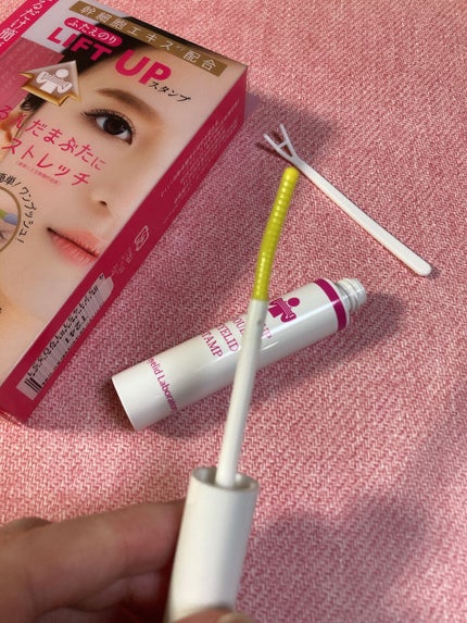 プレビュート リフトアップふたえスタンプのクチコミ「私は奥二重なのですがずっと二重に憧れていて、今回この商品を使ってみました✨
塗るだけで簡単に二.....」(2枚目)