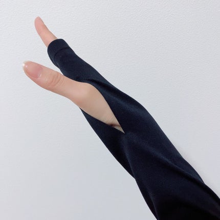 エアリズムUVカットシームレスアームカバー/ユニクロ/ボディグッズを使ったクチコミ(2枚目)