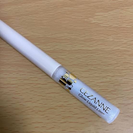 グロウリキッドライナー/CEZANNE/リキッドアイライナーを使ったクチコミ(1枚目)