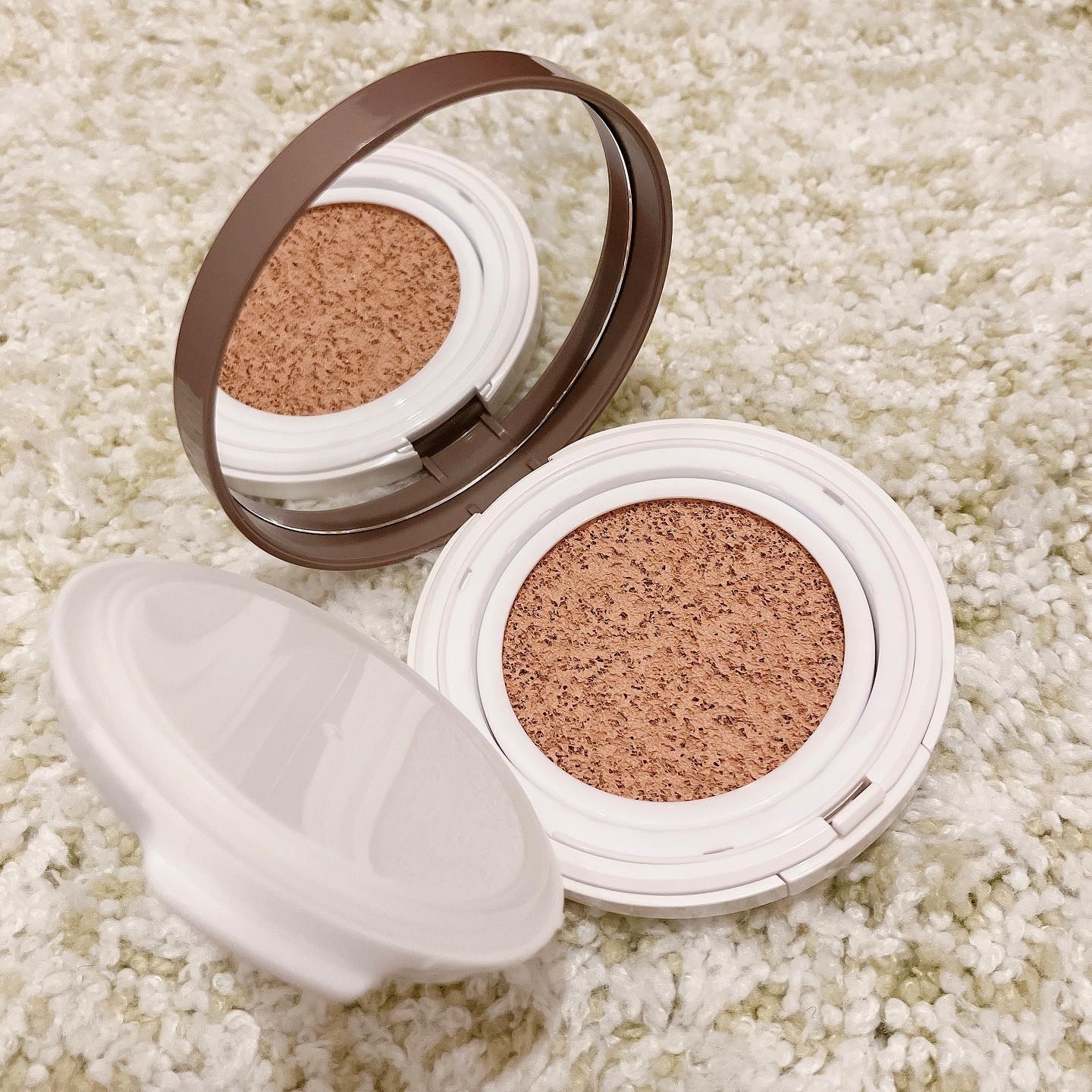 グロウ＆カバークッションファンデーション/パーフェクトワン/クッションファンデーションを使ったクチコミ（2枚目）