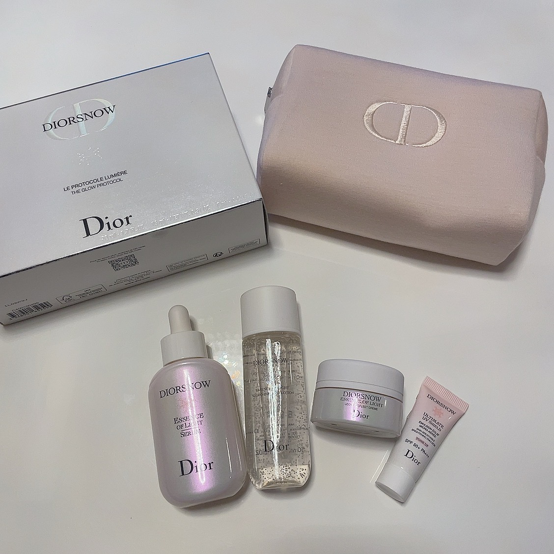 【旧】スノー アルティメット エッセンス オブ ライト 30mL/Dior/美容液を使ったクチコミ（2枚目）