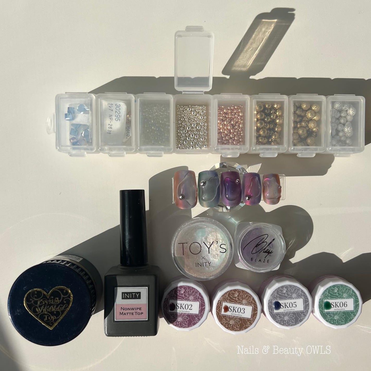 ぴよこれいと あうるす on LIPS 「光ったり光らなかったり透けたり透けなかったり。ギラギラ感をあま..」(8枚目)