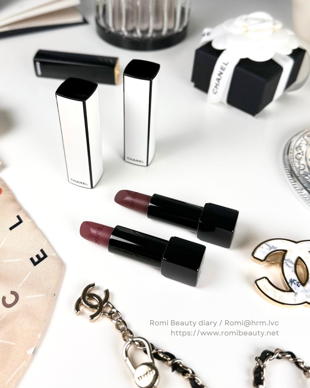 ルージュ アリュール ヴェルヴェット ニュイ ブランシュ/CHANEL/口紅を使ったクチコミ(2枚目)