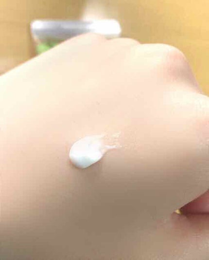 OLIVE HAND CREAM/DAISO/ハンドクリームを使ったクチコミ(2枚目)