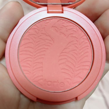 Amazonian Clay 12-Hour Blush/tarte/パウダーチークを使ったクチコミ（3枚目）