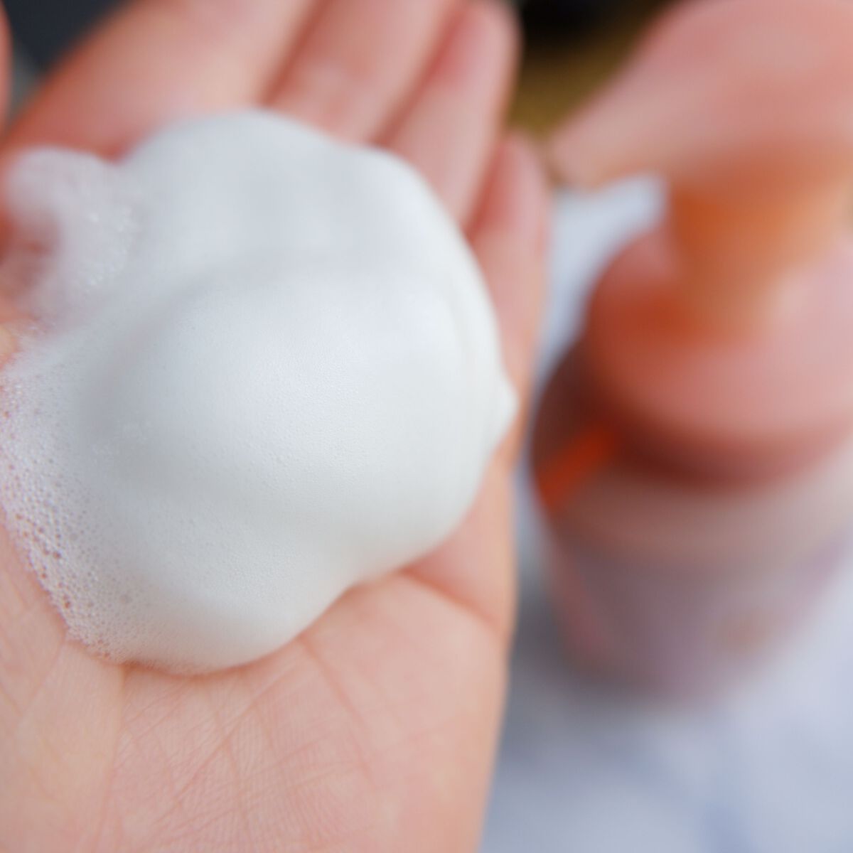 ボディソープ泡で出てくる薬用ピュアマイルドタイプ /hadakara/ボディソープを使ったクチコミ（2枚目）