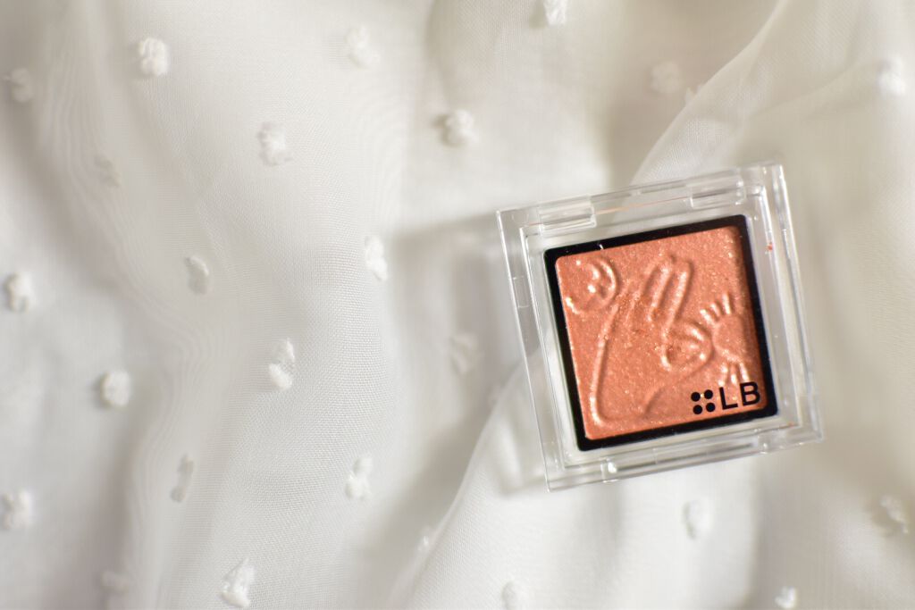 Galaxy Shadow（ギャラクシーシャドウ）/LB/単色アイシャドウを使ったクチコミ（1枚目）