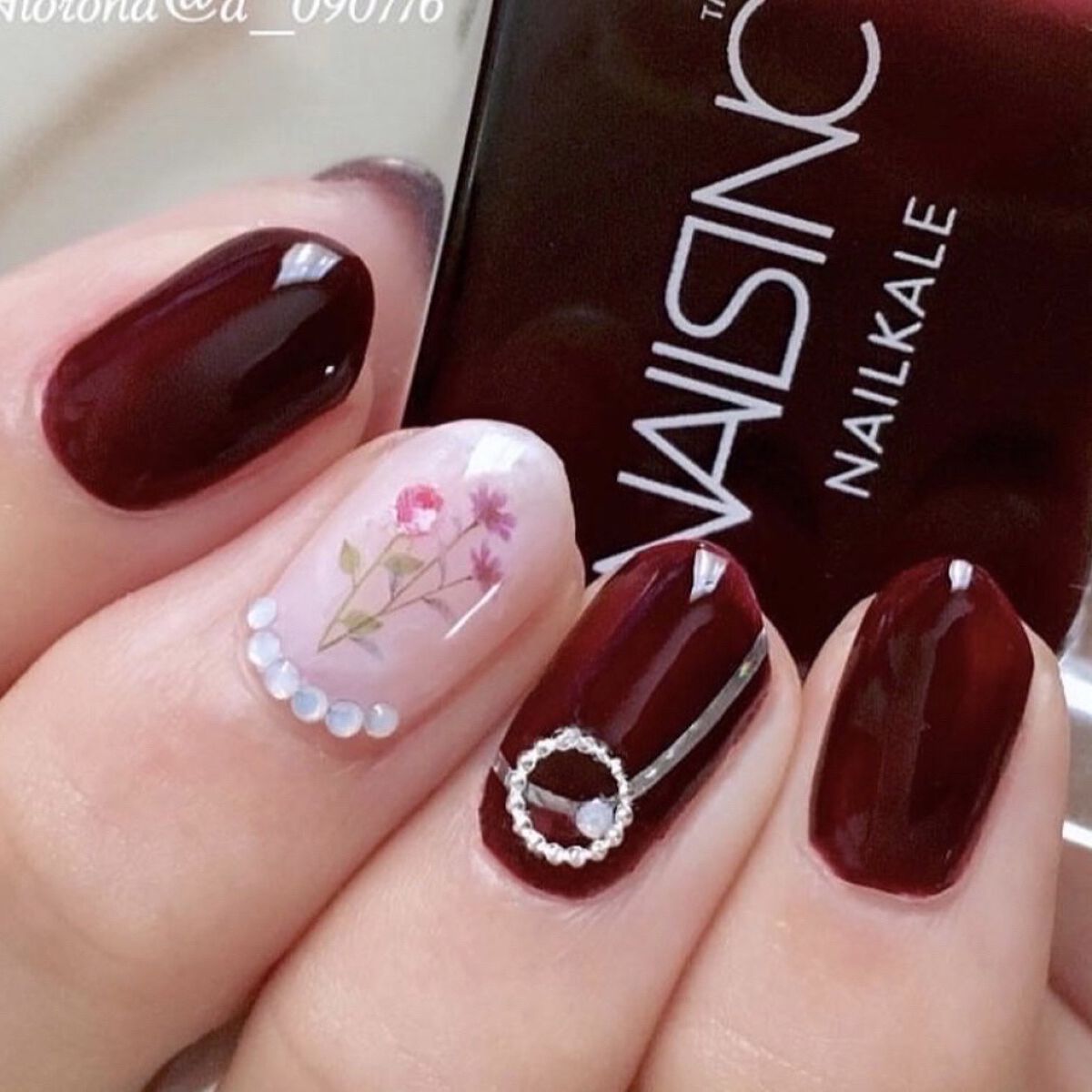 nails inc. ネイルケールのクチコミ「ネイルケール🌿シリーズ

nails inc.ネイルズインク🇬🇧

高級感のあるボトル✨
栄養.....」（1枚目）