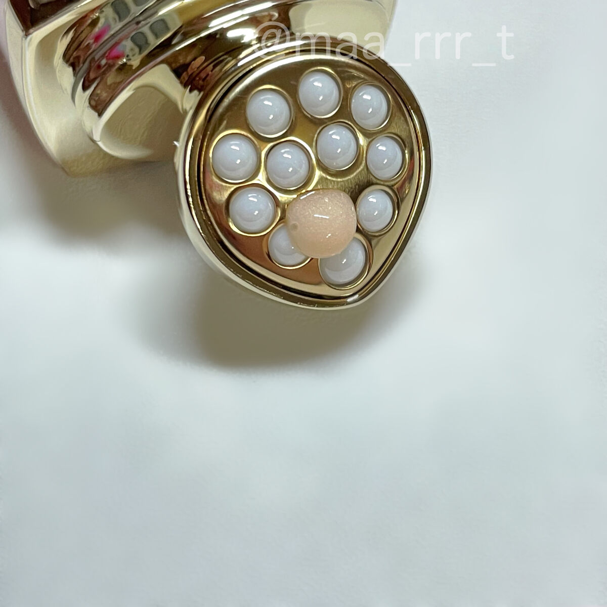 プレステージ  マイクロ  セラム  ド  ローズ  ユー/Dior/アイケア・アイクリームを使ったクチコミ（2枚目）