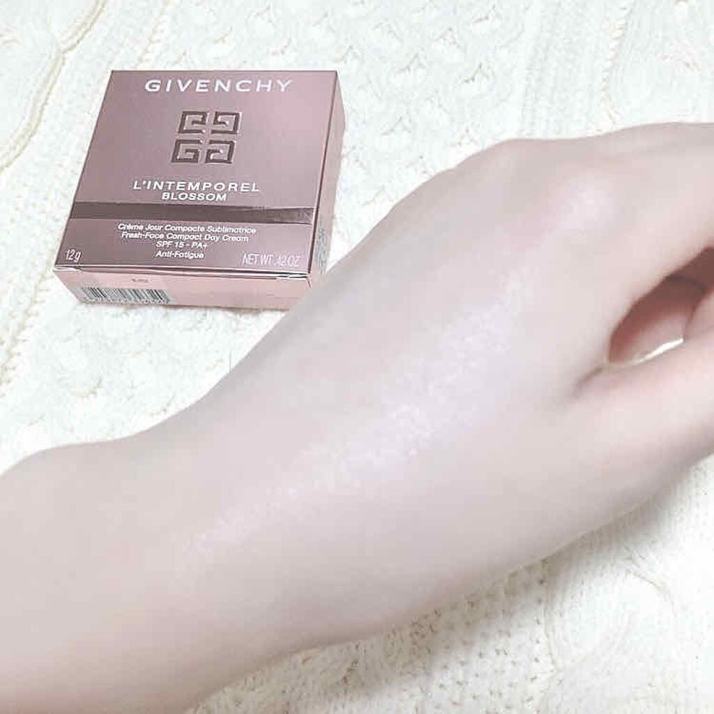 ã©ã³ã¿ã³ãã¬ã« ããããµã ã¯ãªãŒã ã³ã³ãã¯ã/GIVENCHY/åç²§äžå°ã䜿ã£ãã¯ãã³ãïŒ4æç®ïŒ