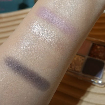 キャビアモイストタッチアイカラー /VOW/アイシャドウパレットを使ったクチコミ(2枚目)