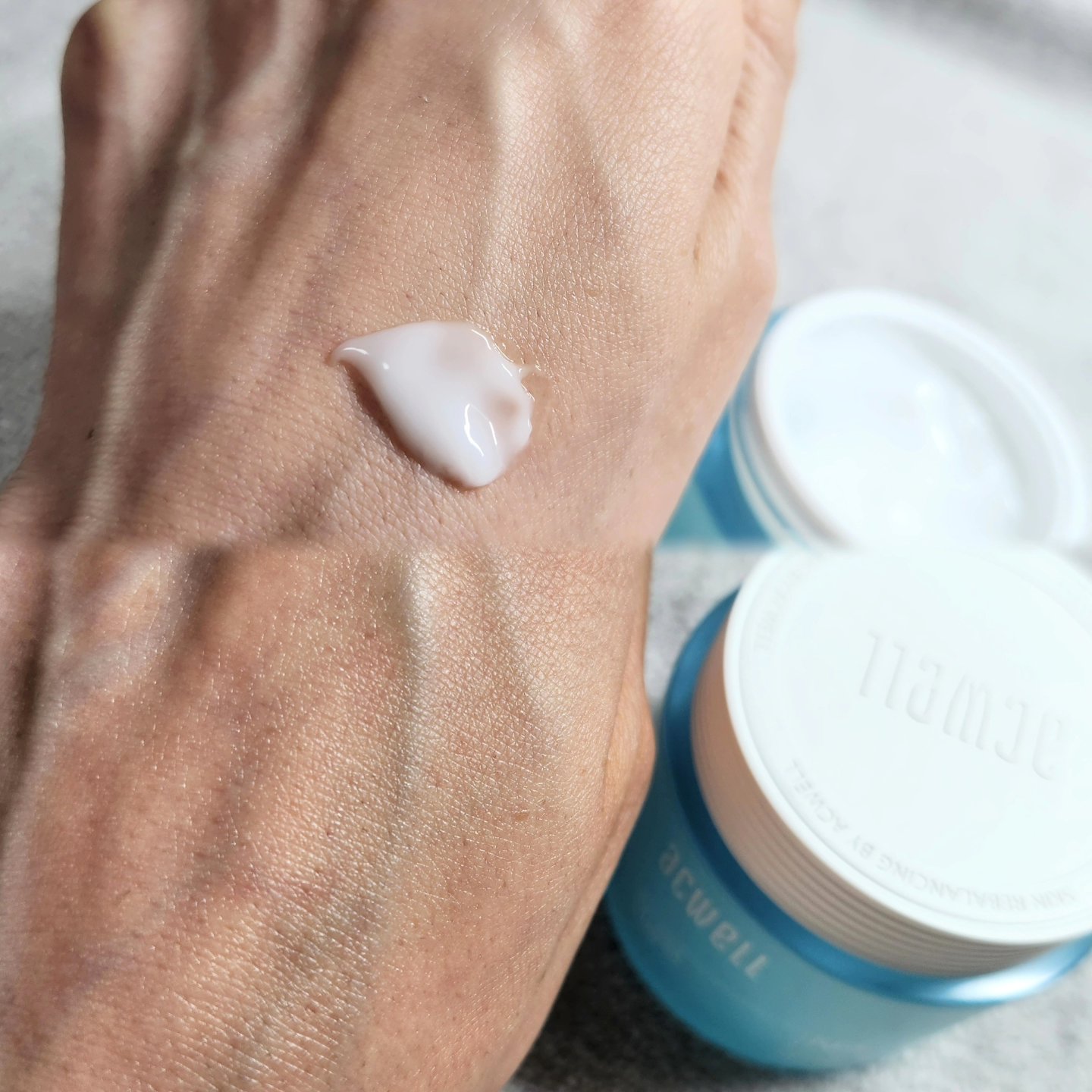 リアルアクアバランシングクリーム /ACWELL/フェイスクリームを使ったクチコミ（2枚目）