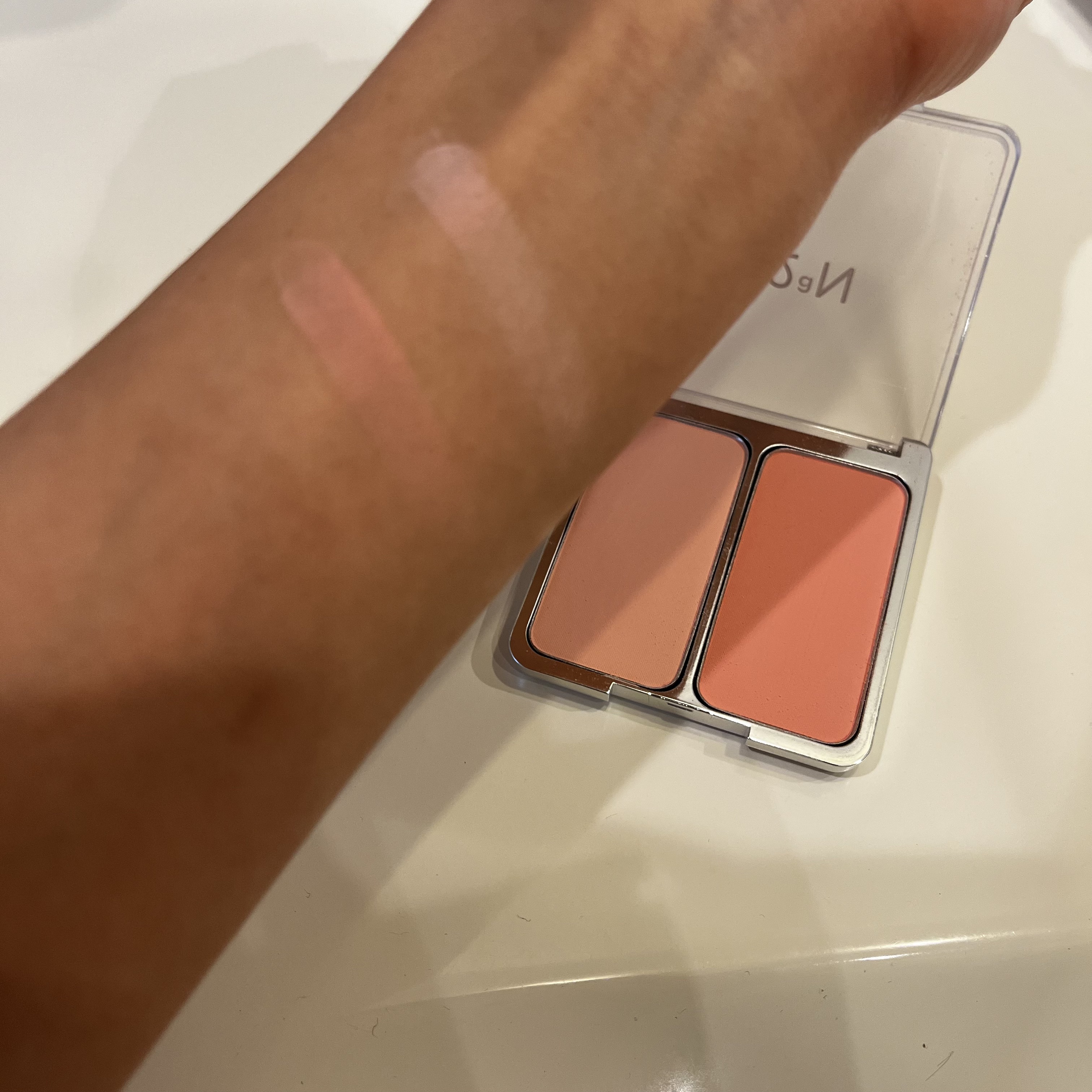 デュアルチーク 【旧】02 ラブロージー/2aN/パウダーチークを使ったクチコミ（2枚目）