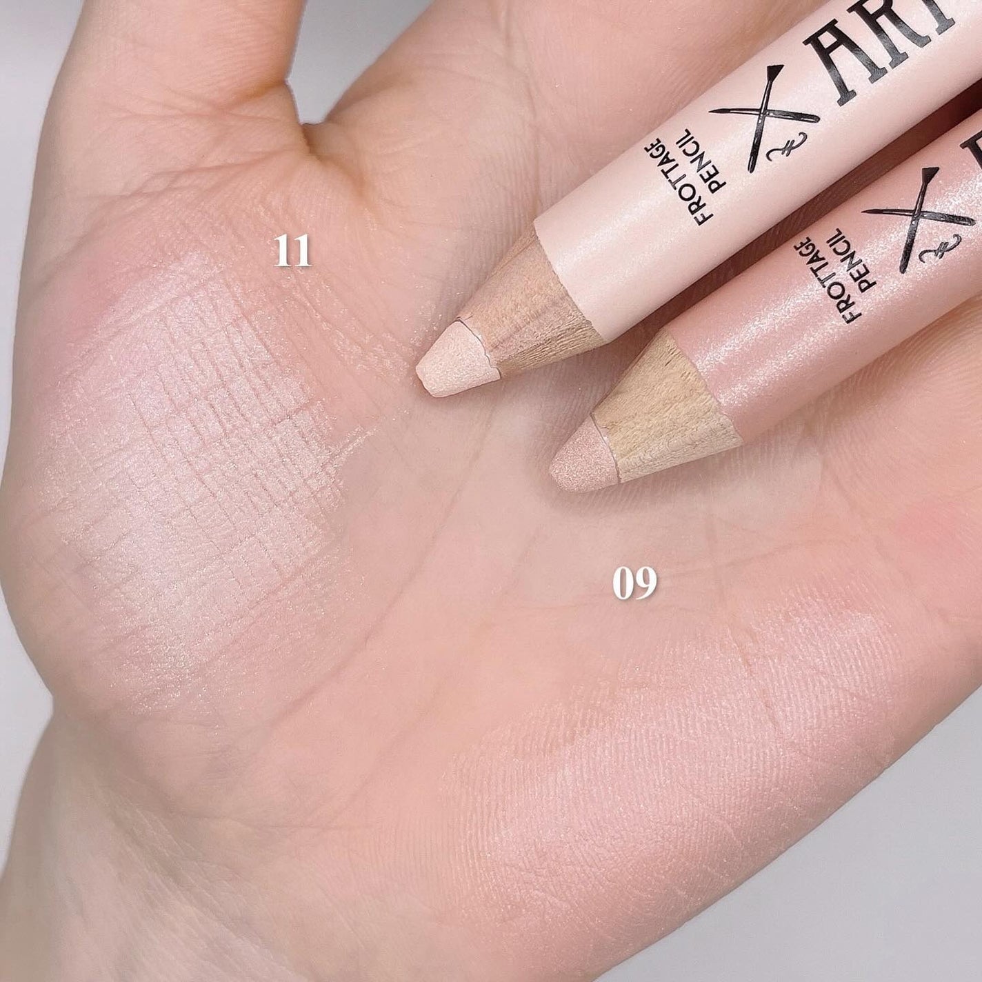 アートクラス フロッタージュペンシル/too cool for school/スティックアイシャドウを使ったクチコミ(2枚目)