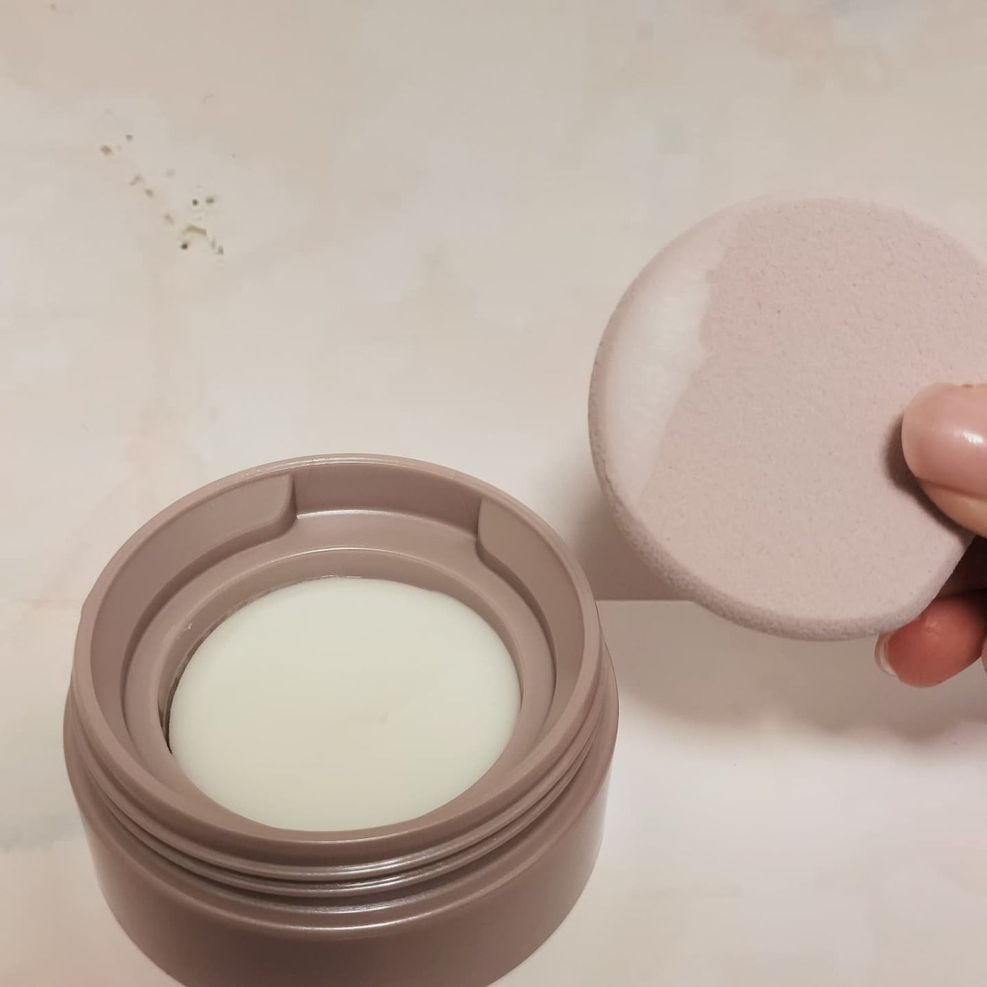 8x4 デオドラントパテ【医薬部外品】/8x4/デオドラント・制汗剤を使ったクチコミ(2枚目)