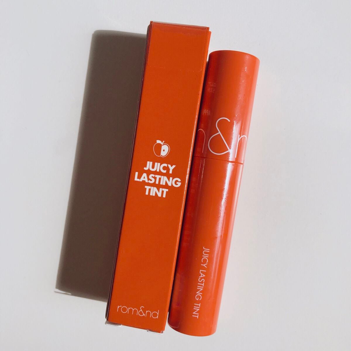 ジューシーラスティングティント/rom&nd/リップティントを使ったクチコミ(1枚目)