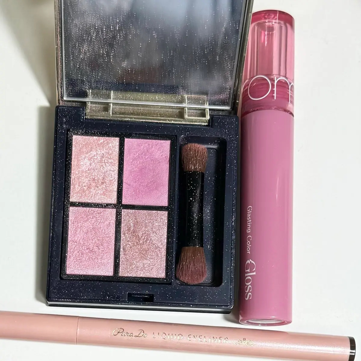 ホリデーコフレ2023〈カームピンク〉/エトヴォス/メイクアップキットを使ったクチコミ（3枚目）