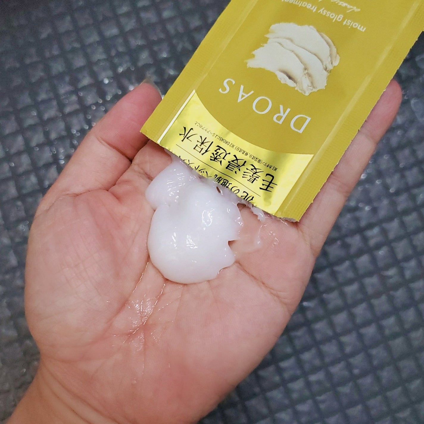 モイストグロッシーシャンプー/トリートメント/DROAS/市販シャンプーを使ったクチコミ(6枚目)