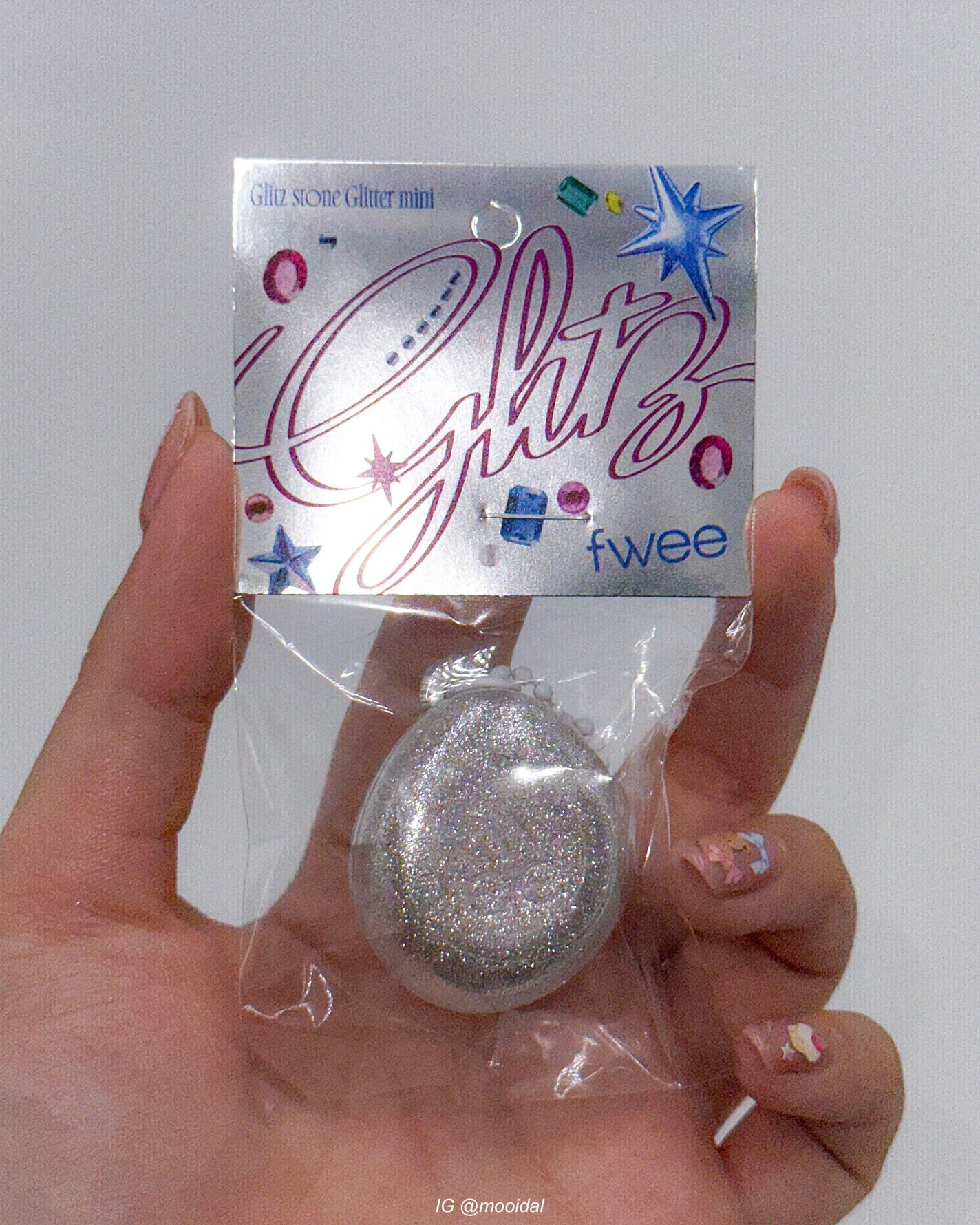 フィー グリッツストーンハイライター/fwee/パウダーハイライトを使ったクチコミ(7枚目)