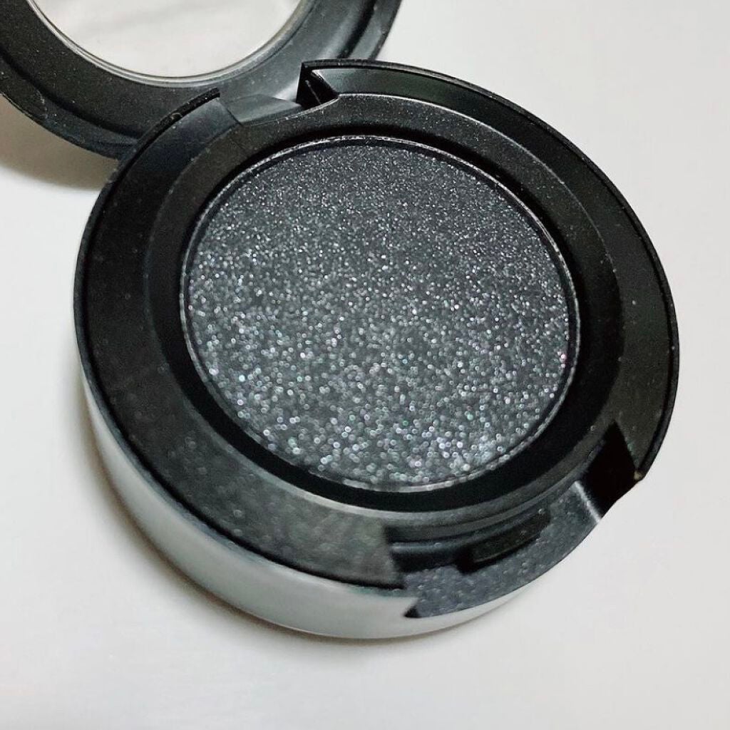 スモール アイシャドウ/M・A・C/単色アイシャドウを使ったクチコミ(3枚目)