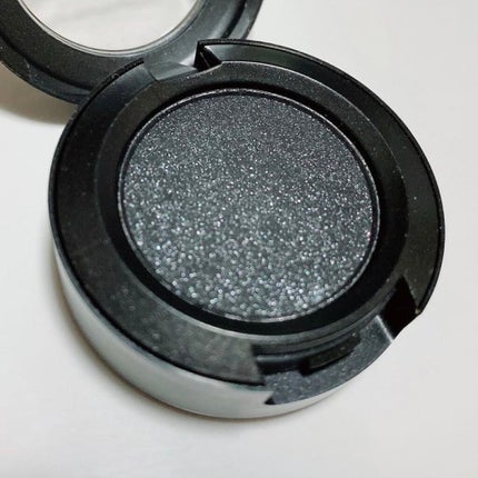 スモール アイシャドウ/M・A・C/単色アイシャドウを使ったクチコミ(3枚目)