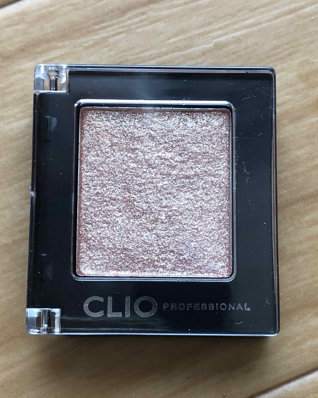 プロ シングル シャドウ/CLIO/単色アイシャドウを使ったクチコミ（2枚目）