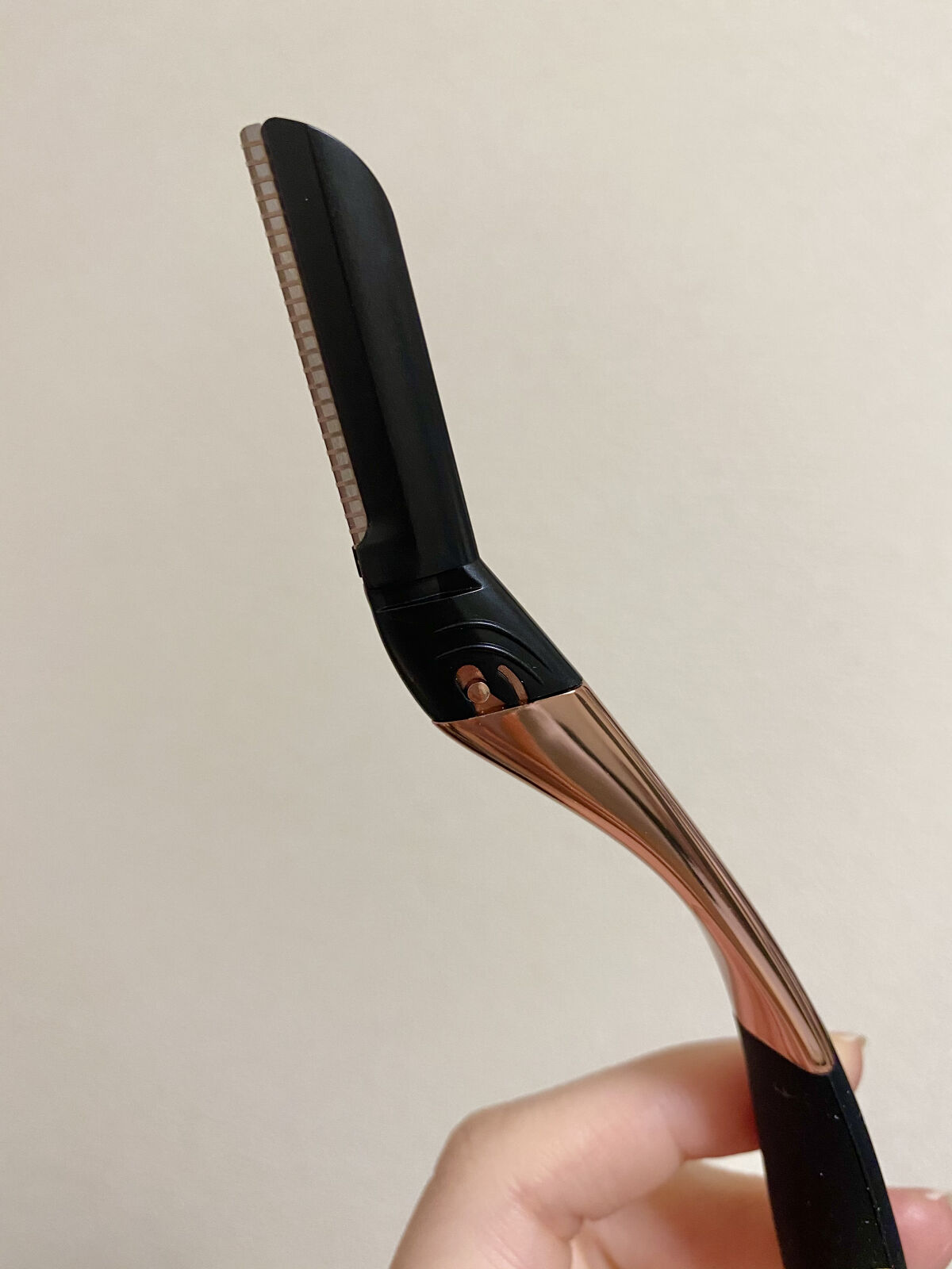 サロンプラス トーンアップ フェイススムーサー ホルダー（刃付き）/サロンプラス/シェーバーを使ったクチコミ（3枚目）