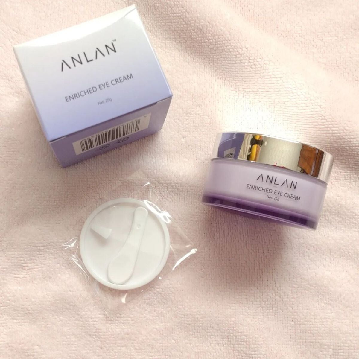 エミ✿投稿ある方フォロバ100 on LIPS 「ANLANエンリッチドアイクリーム使用させて頂きました💕..」(1枚目)