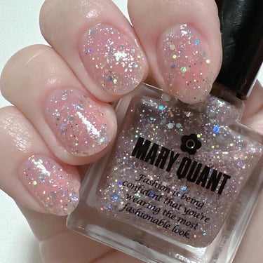 MARY QUANT ネイル ポリッシュのクチコミ「.
.

MARY QUANT
ネイル ポリッシュ
017 mermaid glitter🧜‍.....」（1枚目）