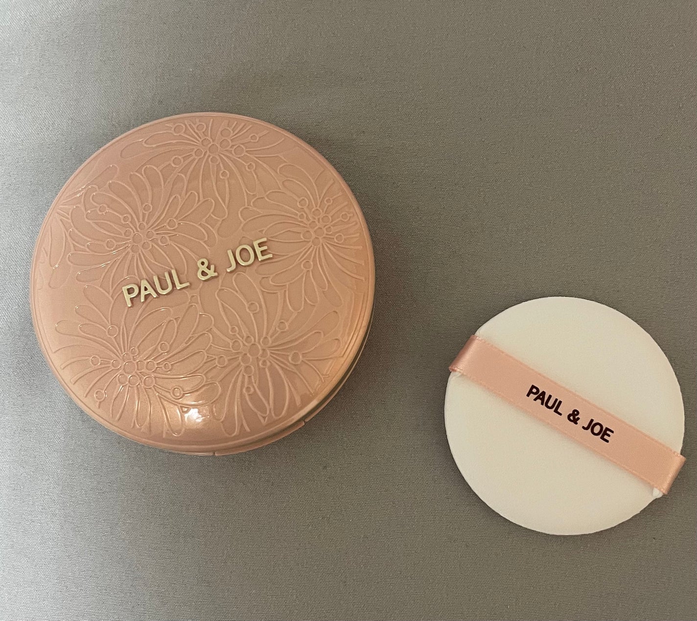 シースルー ヴェール コンパクト/PAUL & JOE BEAUTE/ファンデーションを使ったクチコミ(1枚目)
