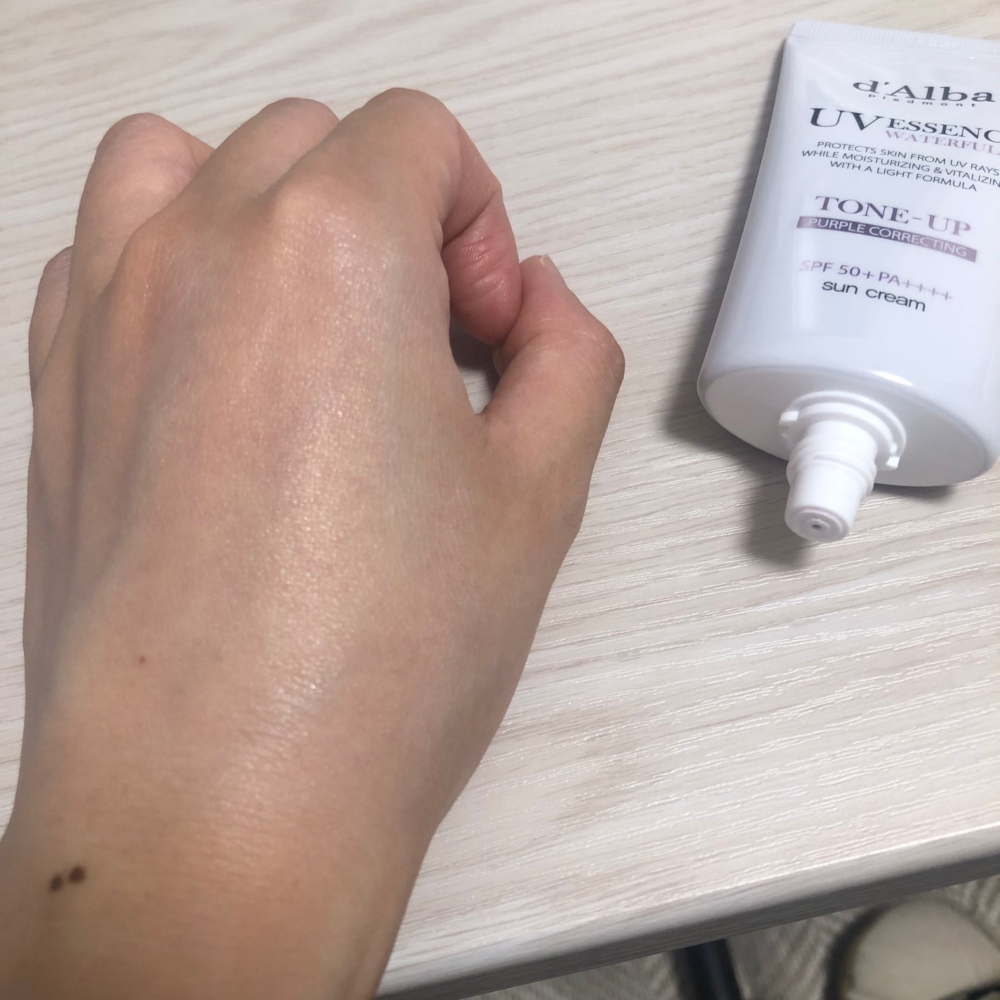 ダルバ ウォータフル トーンアップ サンクリーム(パープル)/ダルバ/日焼け止めクリームを使ったクチコミ(4枚目)