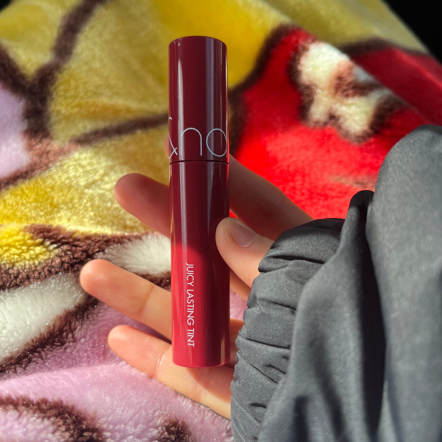 ジューシーラスティングティント/rom&nd/リップティントを使ったクチコミ(1枚目)