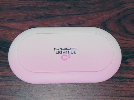 ライトフル C3 ナチュラル シルク パウダーファンデーション/M・A・C/パウダーファンデーションを使ったクチコミ(1枚目)