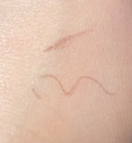 ニュアンスリキッドアイライナー/CEZANNE/リキッドアイライナーを使ったクチコミ(2枚目)