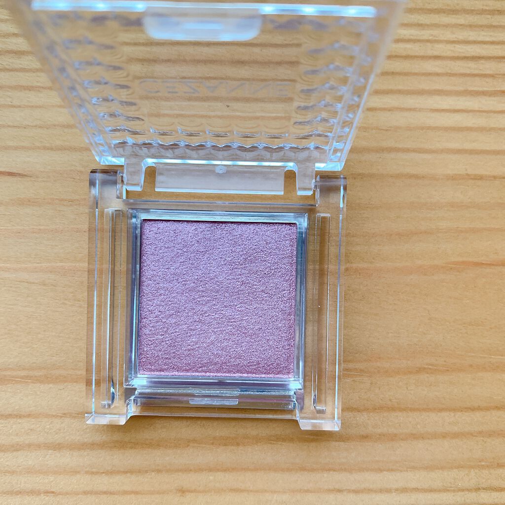 シングルカラーアイシャドウ/CEZANNE/単色アイシャドウを使ったクチコミ(2枚目)