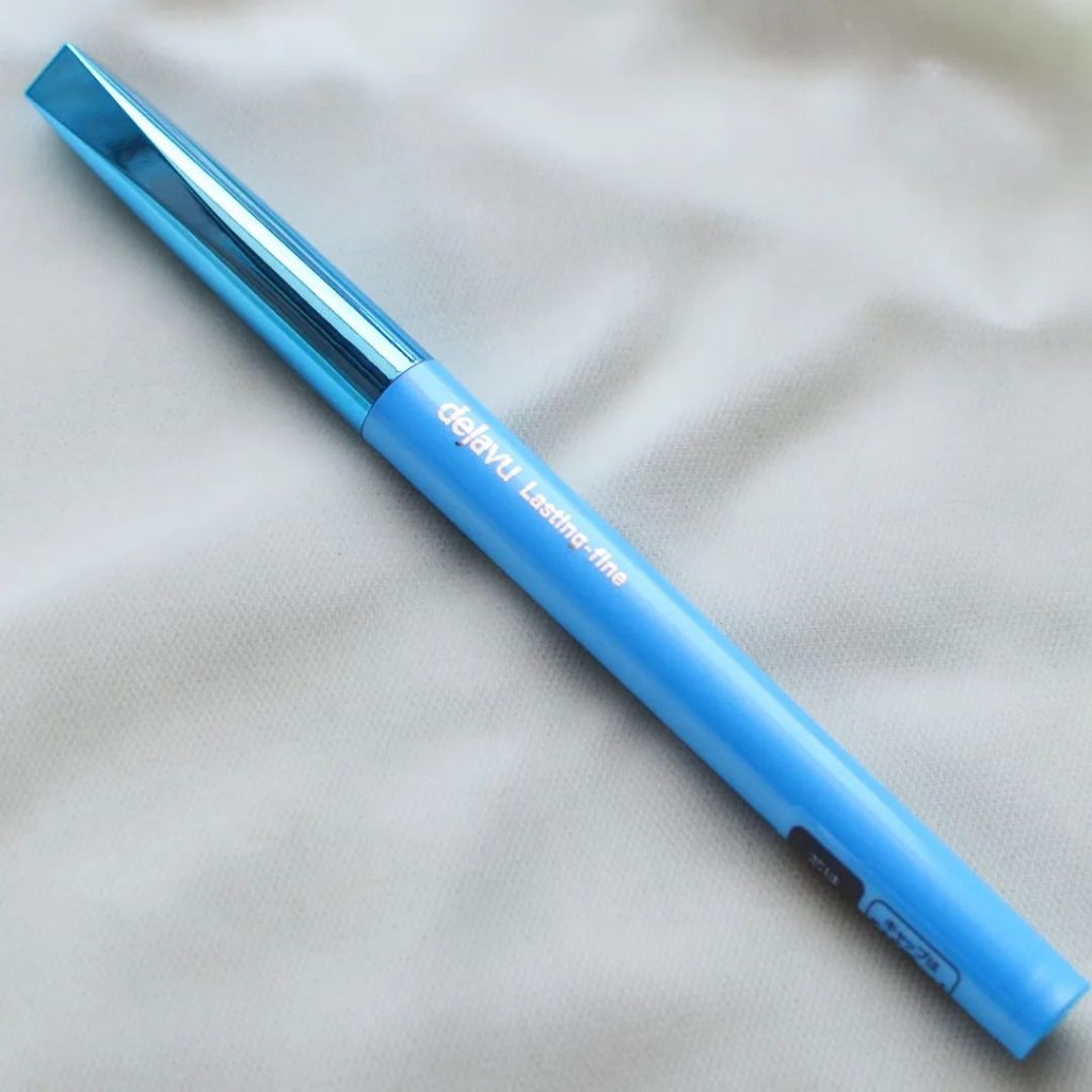 「密着アイライナー」極細クリームペンシル/デジャヴュ/ペンシルアイライナーを使ったクチコミ（3枚目）