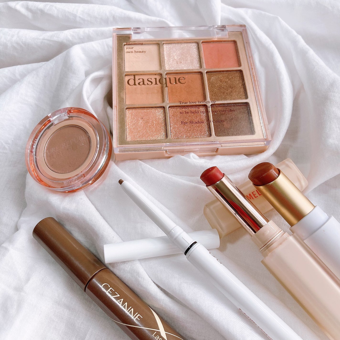 フーミー アイブロウパウダー/WHOMEE/パウダーアイブロウを使ったクチコミ(3枚目)