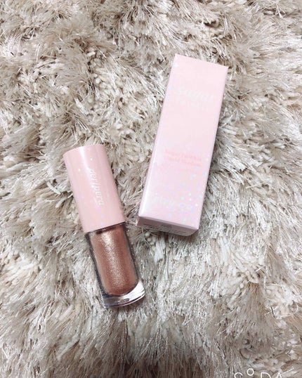 シュガー トゥインクル リキッド シャドウ/PERIPERA/リキッドアイシャドウを使ったクチコミ(2枚目)