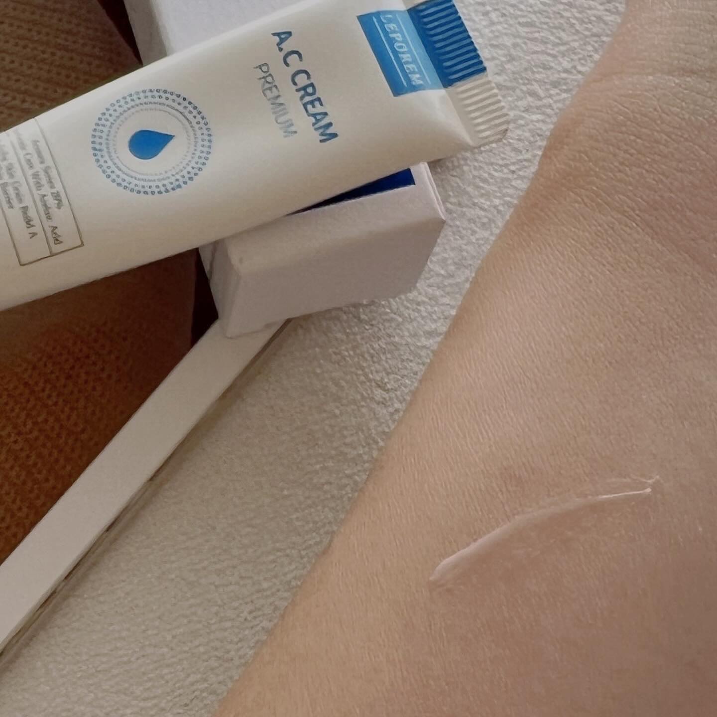 A.Cクリーム　プレミアム/LEPOREM/フェイスクリームを使ったクチコミ（3枚目）