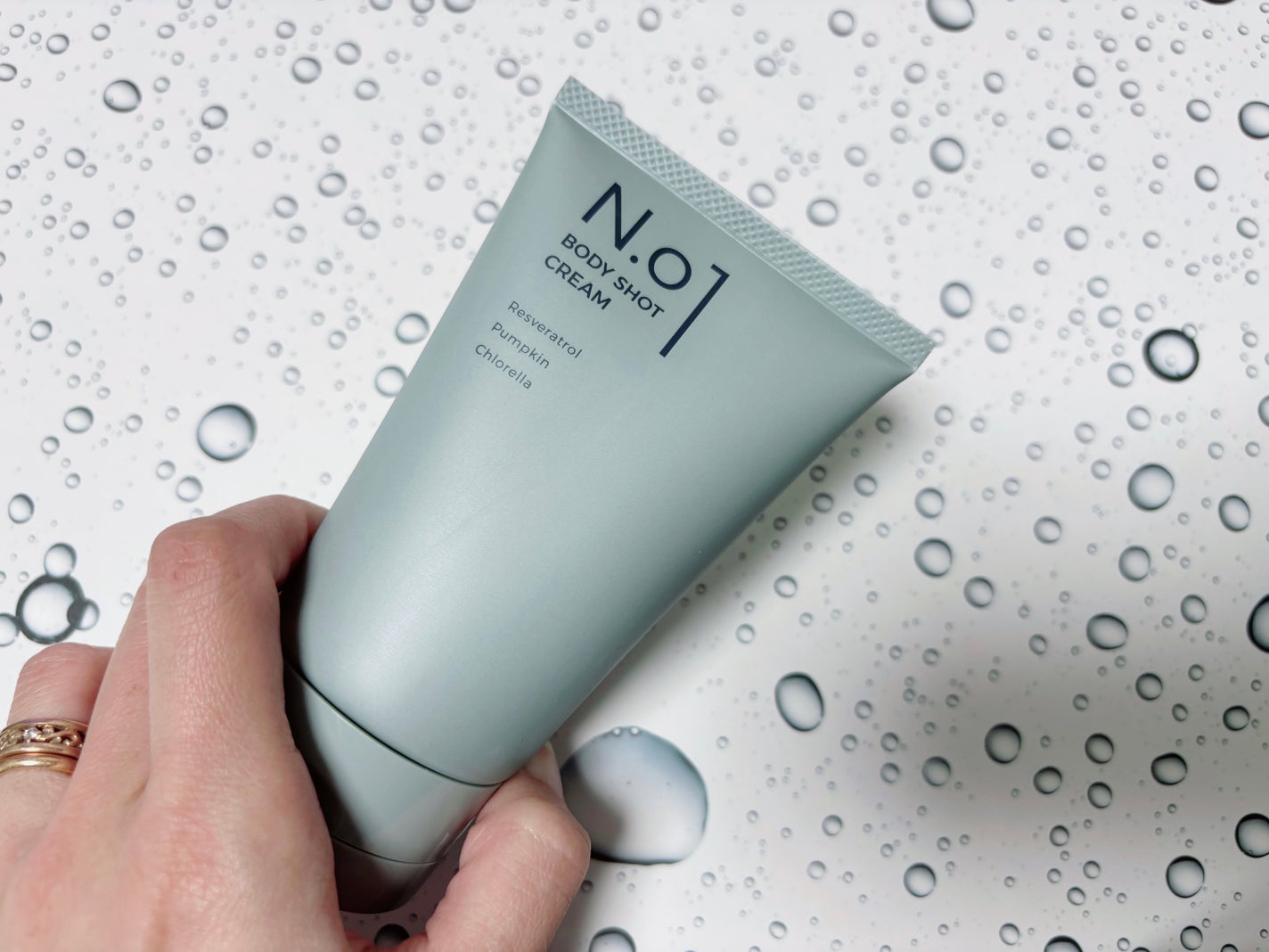 N.01 BODY SHOT CREAM/コジット/ボディクリームを使ったクチコミ(3枚目)