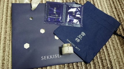 ウォータリーリキッドクッション/雪肌精みやび/クッションファンデーションを使ったクチコミ(4枚目)