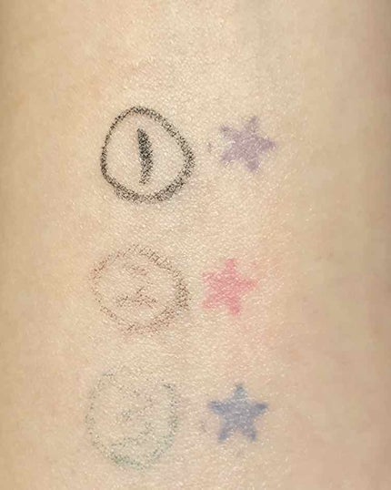 ARTISTARMAKE S スタンプライナー/COSMETIC PRESS/リキッドアイライナーを使ったクチコミ(4枚目)