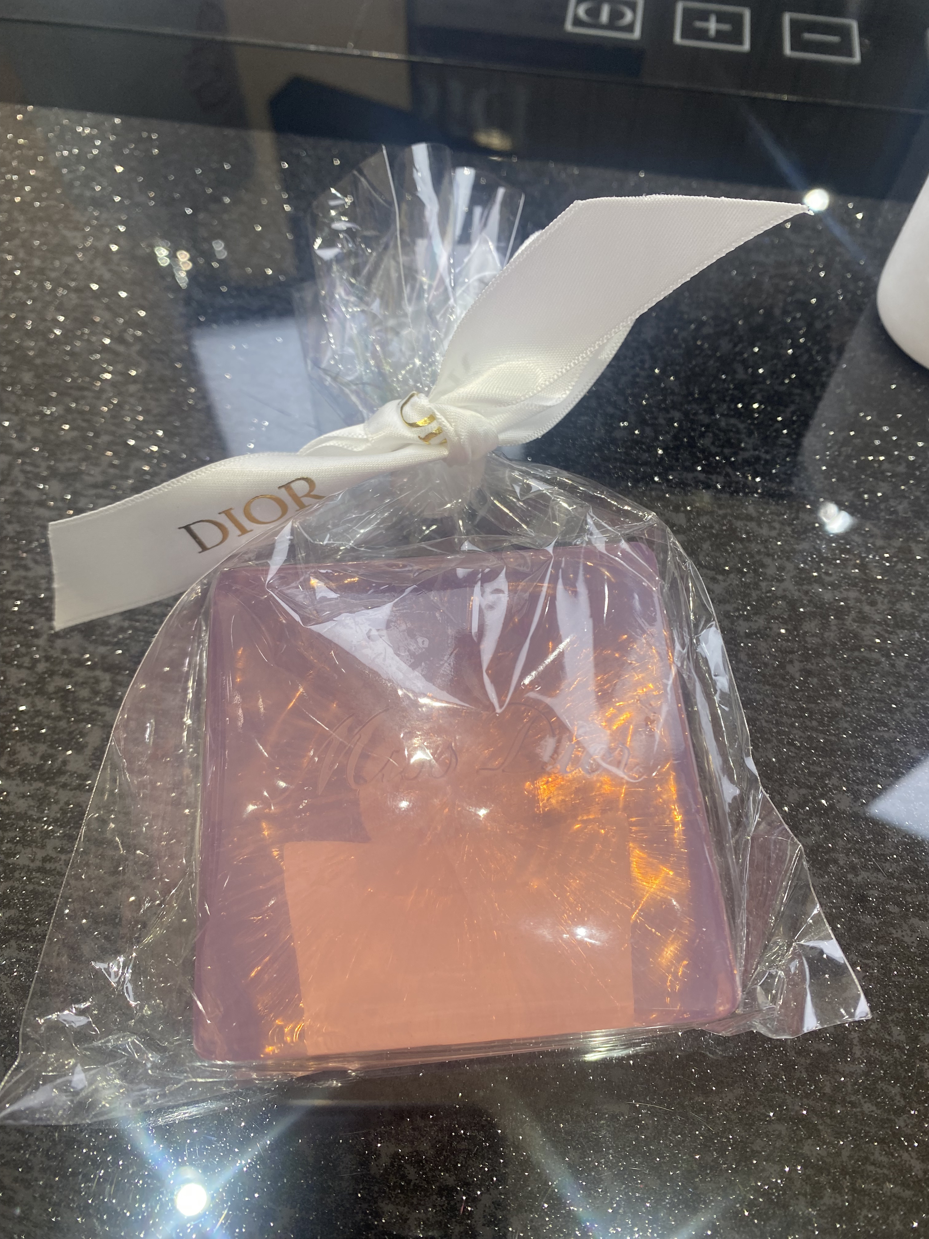 【旧】ミス ディオール ソープ/Dior/ボディ石鹸を使ったクチコミ（1枚目）