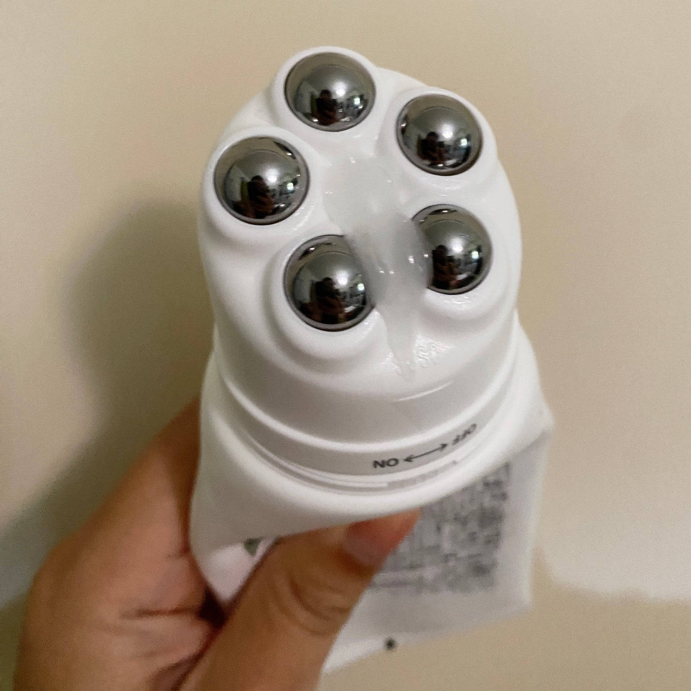 Vフィット ローラー クリーム/HUE_CALM/フェイスクリームを使ったクチコミ(3枚目)