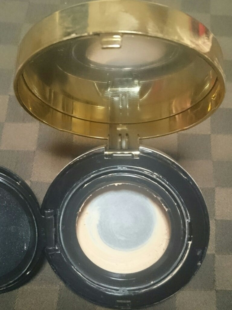 アンクル ド ポー マーブル エッセンス クリームパクト/YVES SAINT LAURENT BEAUTE/クッションファンデーションを使ったクチコミ（1枚目）