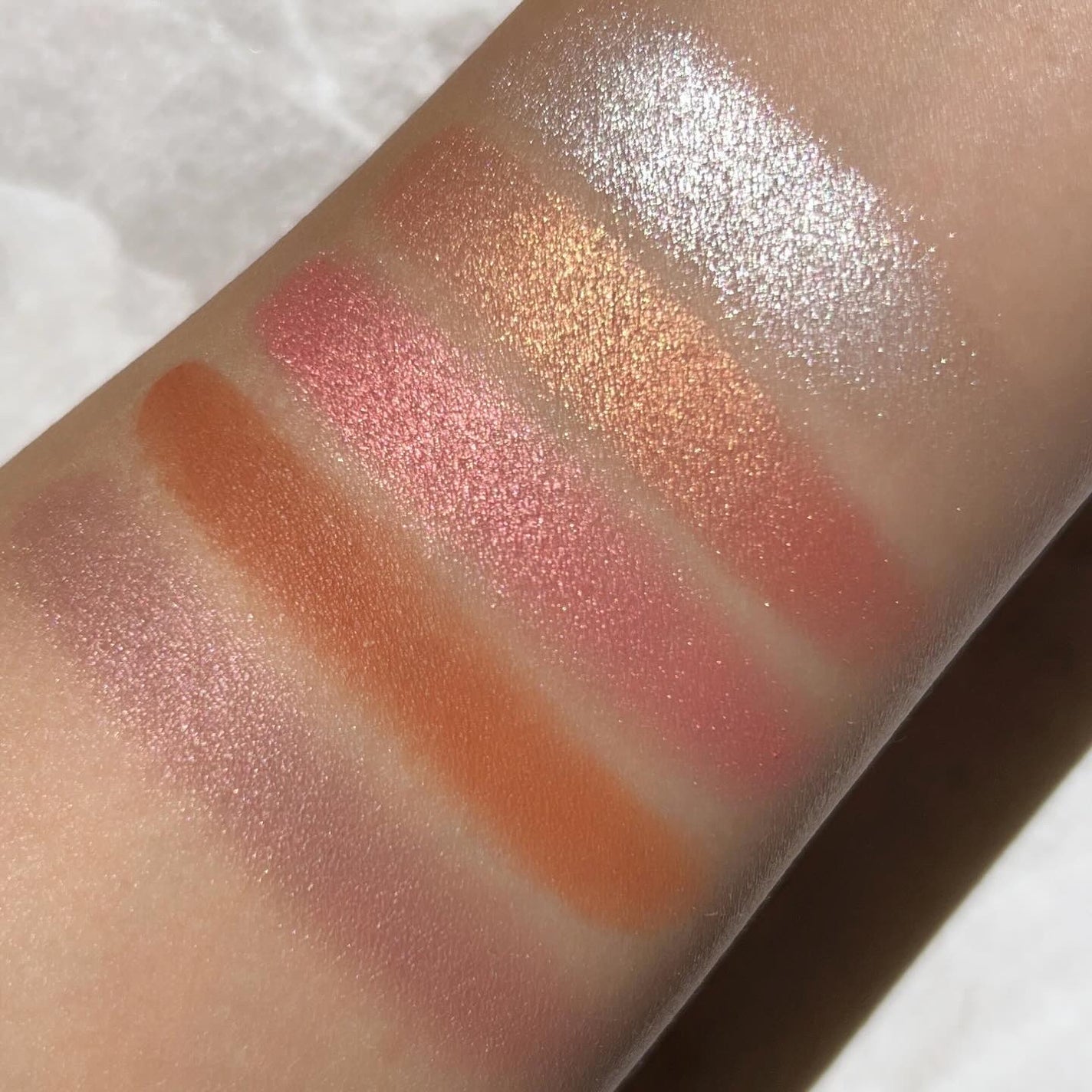 アイシャドウ 5カラーズ/BYREDO/アイシャドウパレットを使ったクチコミ(6枚目)