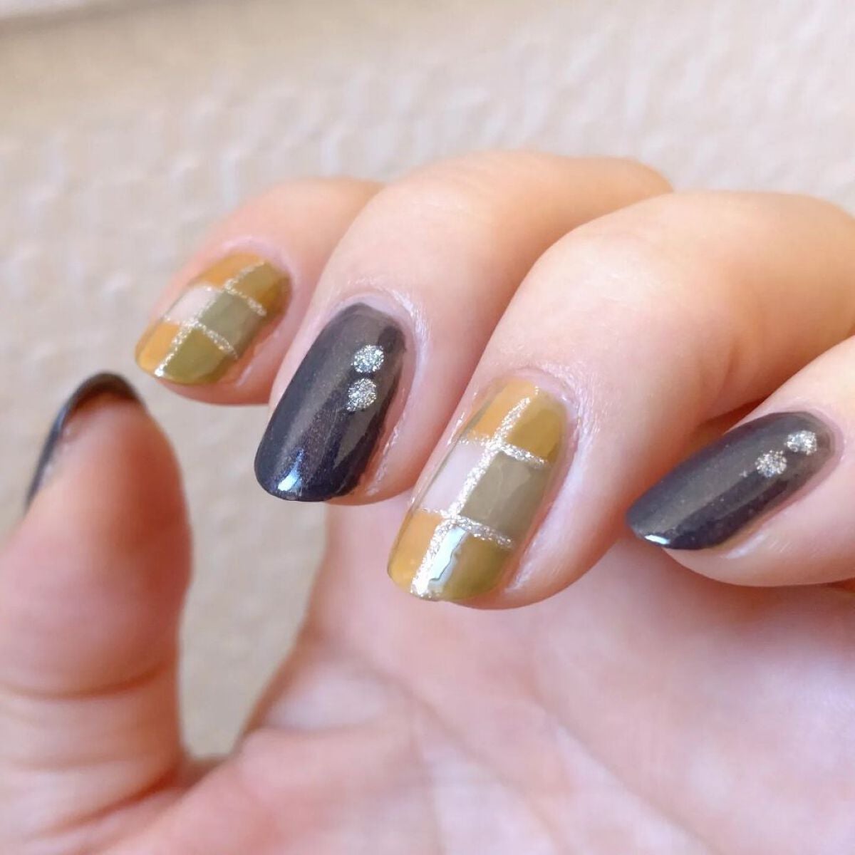 ミルクティ on LIPS 「✴✴パラドゥミニネイル(@parado_nailbu)(@pa..」(1枚目)