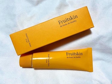 fruitskin フェイシャル クリーム バターのクチコミ「❤️セラミド配合のシアバタークリーム❤️
.
.
fruitskin
facial cream.....」（1枚目）